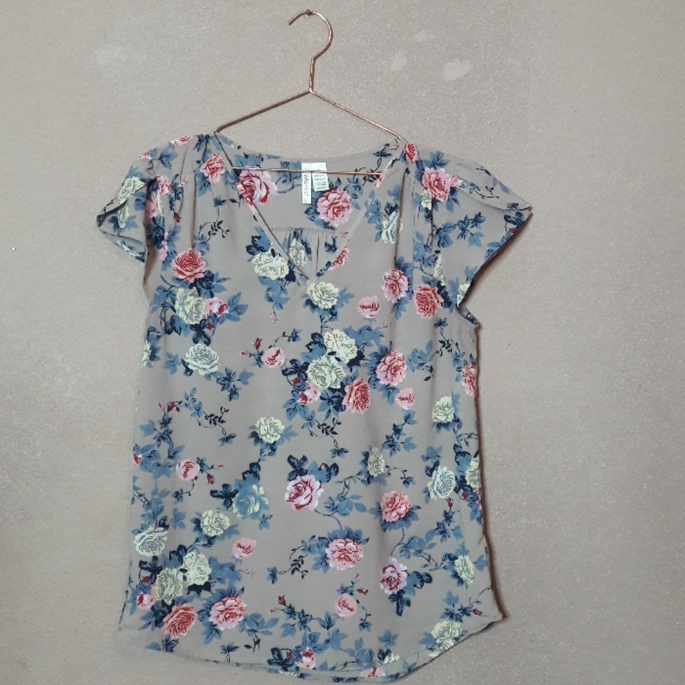 Flower print blouse